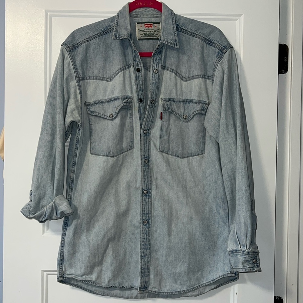 Vintage Levi’s denim top